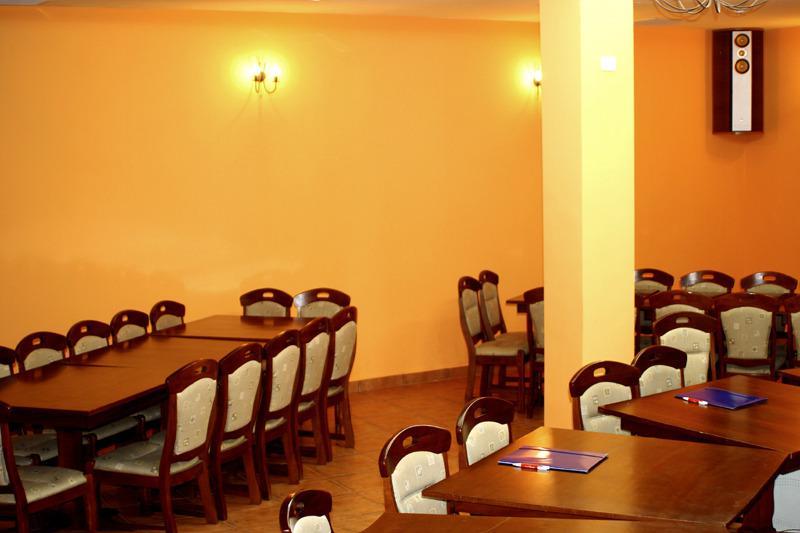 Hotel Amadeo Яссы Экстерьер фото